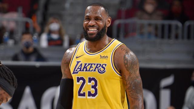 1611739155006028997.jpg lebron-2.jpg